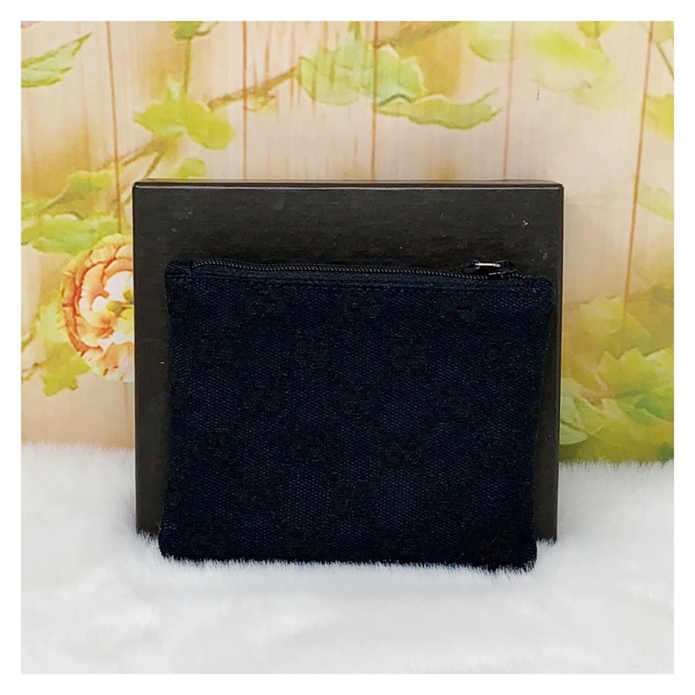 Authentic Gucci Wallet - Picture 2 of 10